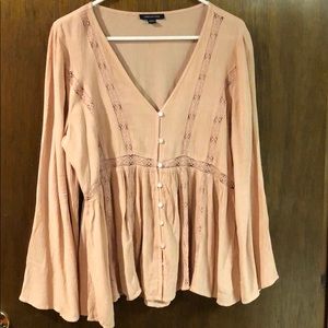 American Eagle light pink blouse